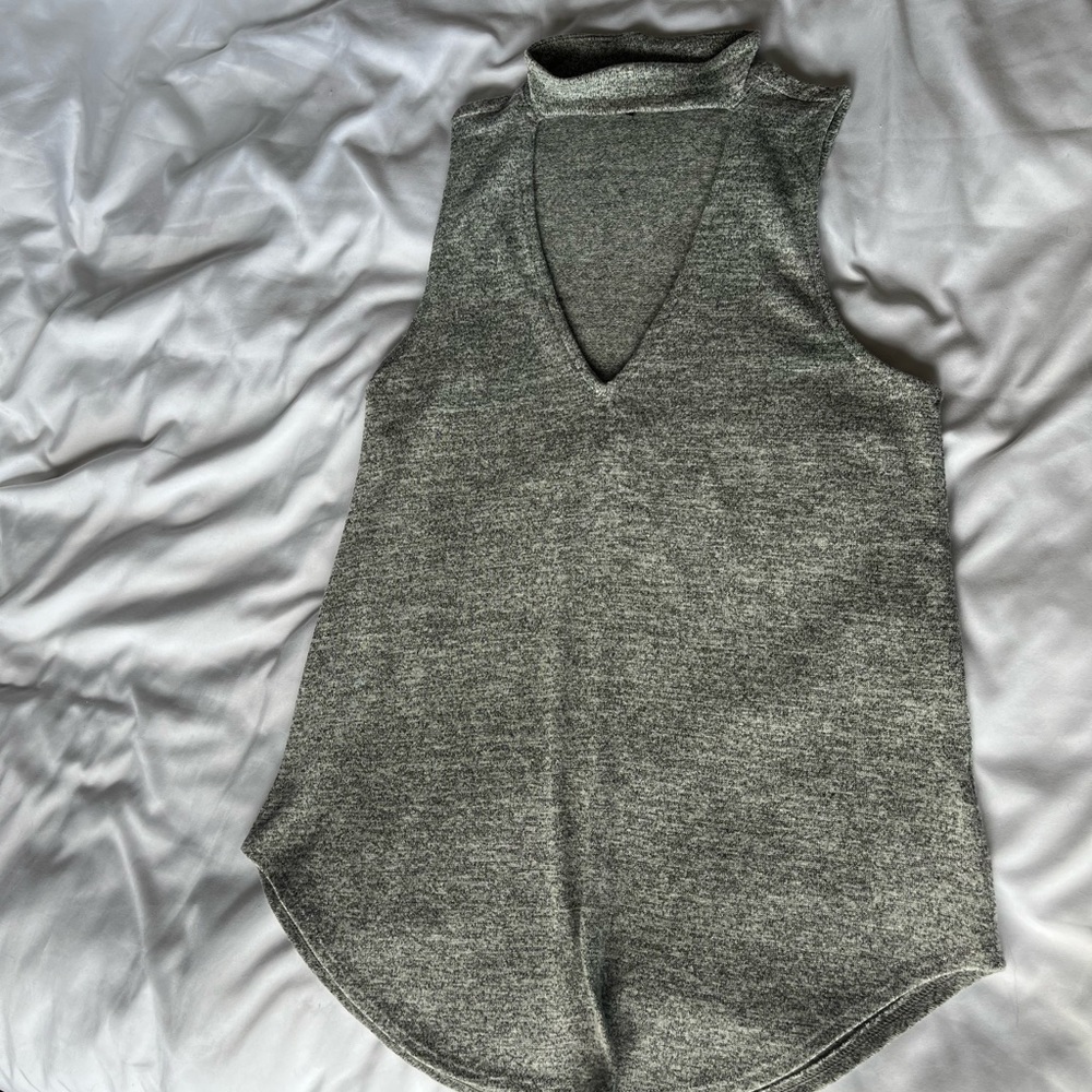 Gray tank top